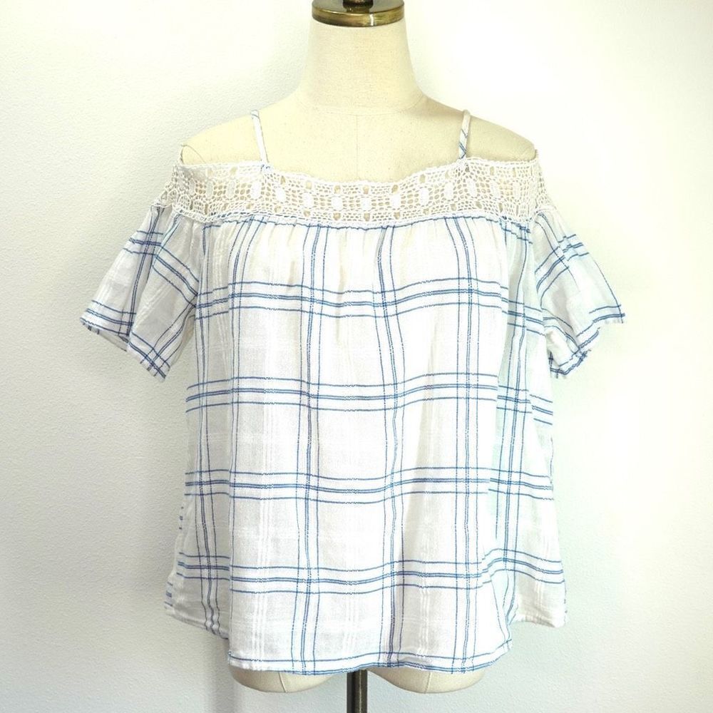 LC Lauren Conrad Off-Shoulder Top - XS - Preowned